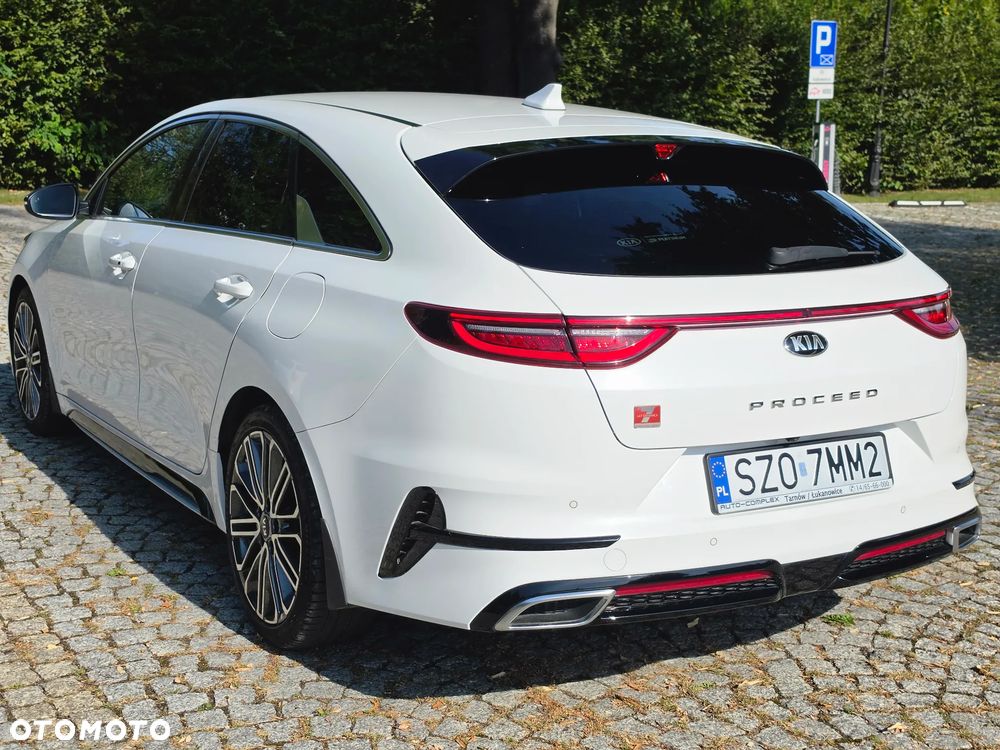 Kia ProCeed 1.4 T-GDI GT Line DCT - 30