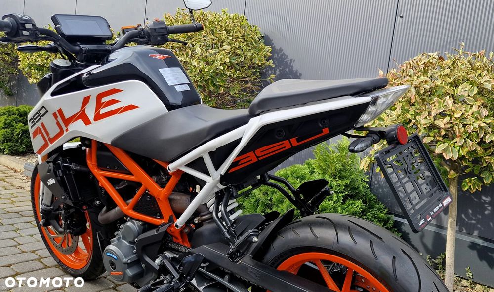 KTM Duke - 32