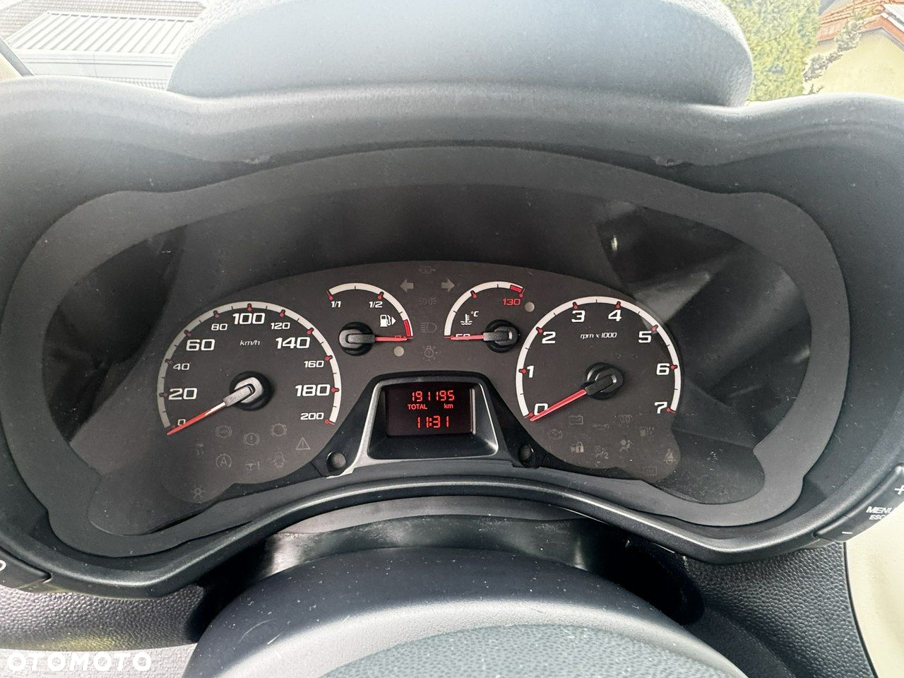 Ford KA - 12