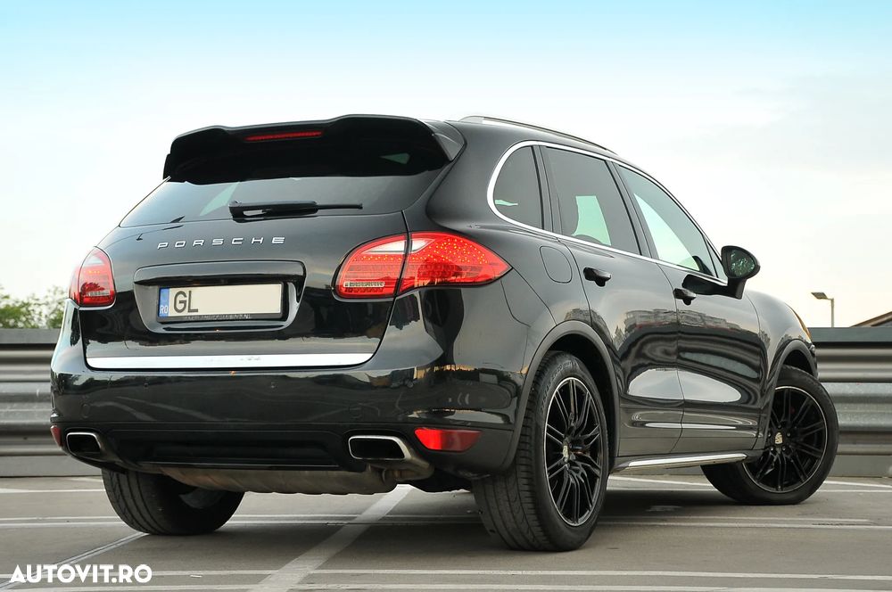 Porsche Cayenne Tiptronic S - 11