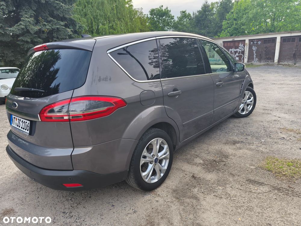 Ford S-Max 2.0 TDCi DPF Titanium X - 19