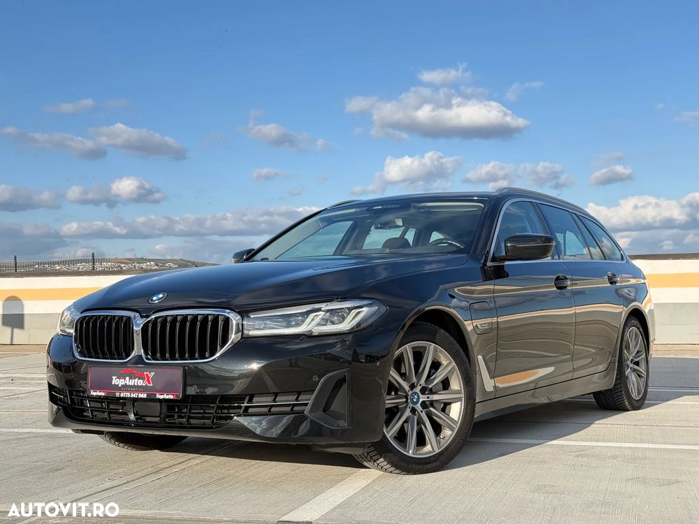 BMW Seria 5 530e xDrive Touring Aut. Luxury Line - 10