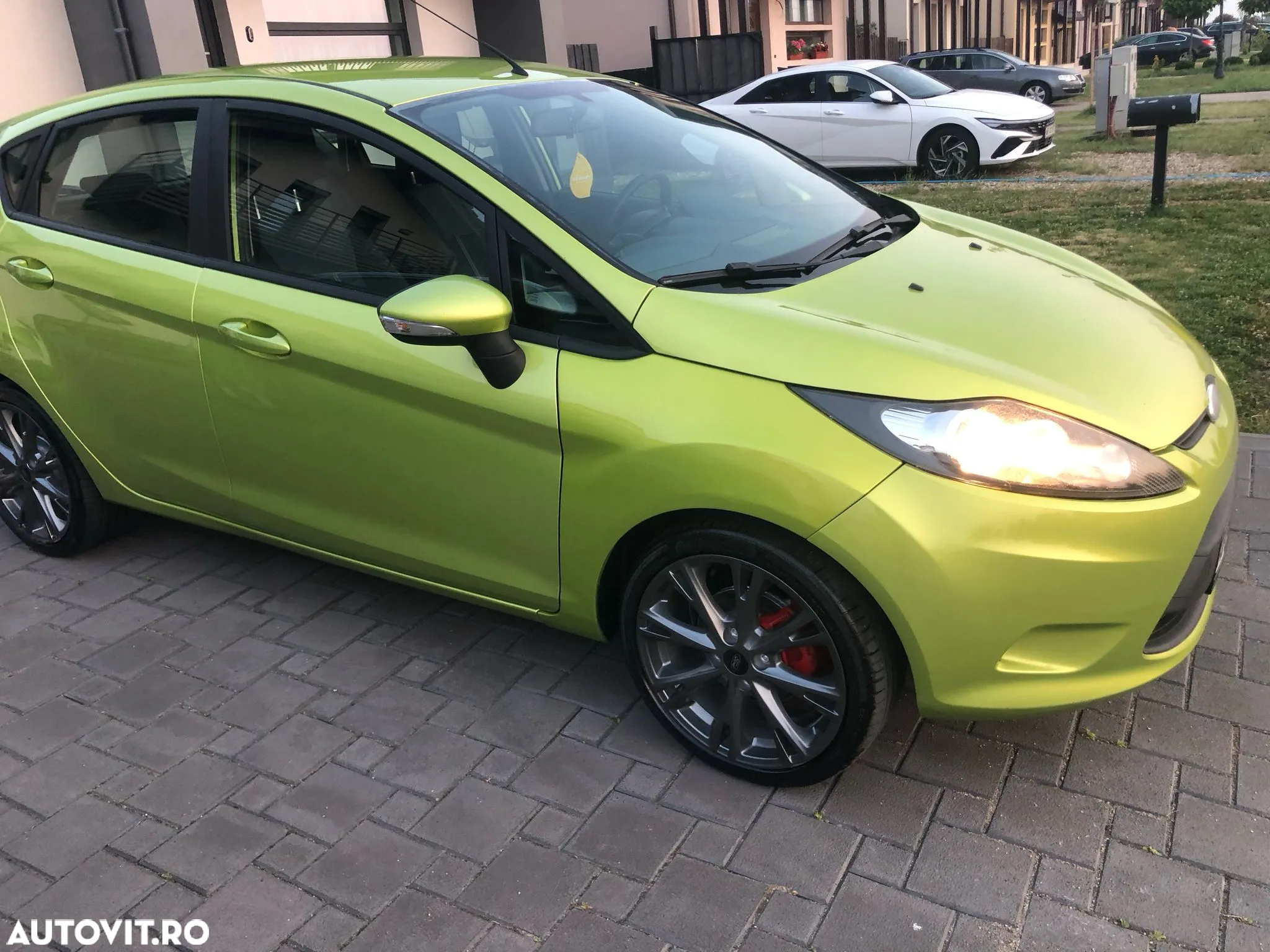 Ford Fiesta 1.25i Ambiente - 11