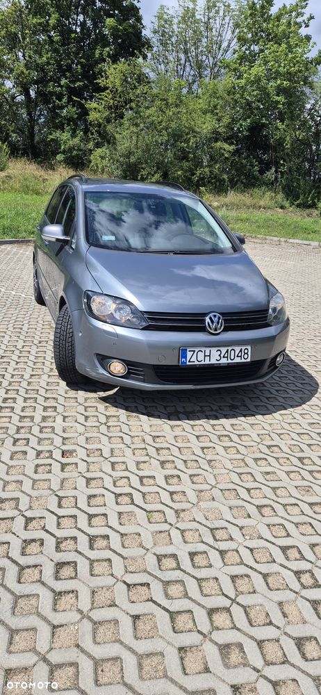 Volkswagen Golf - 1