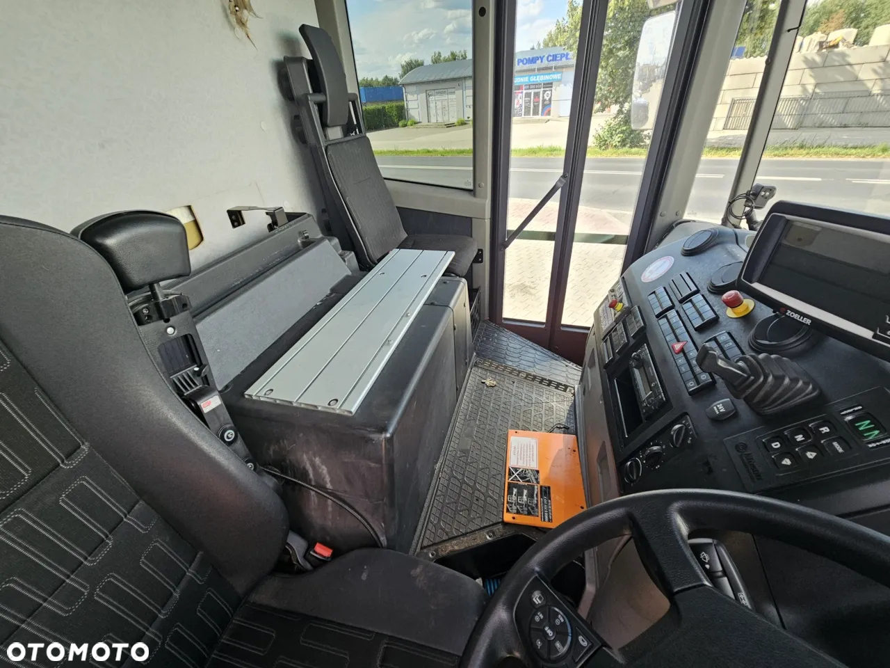 Mercedes-Benz Econic 2635 // 2020r // 58 tys km - 7
