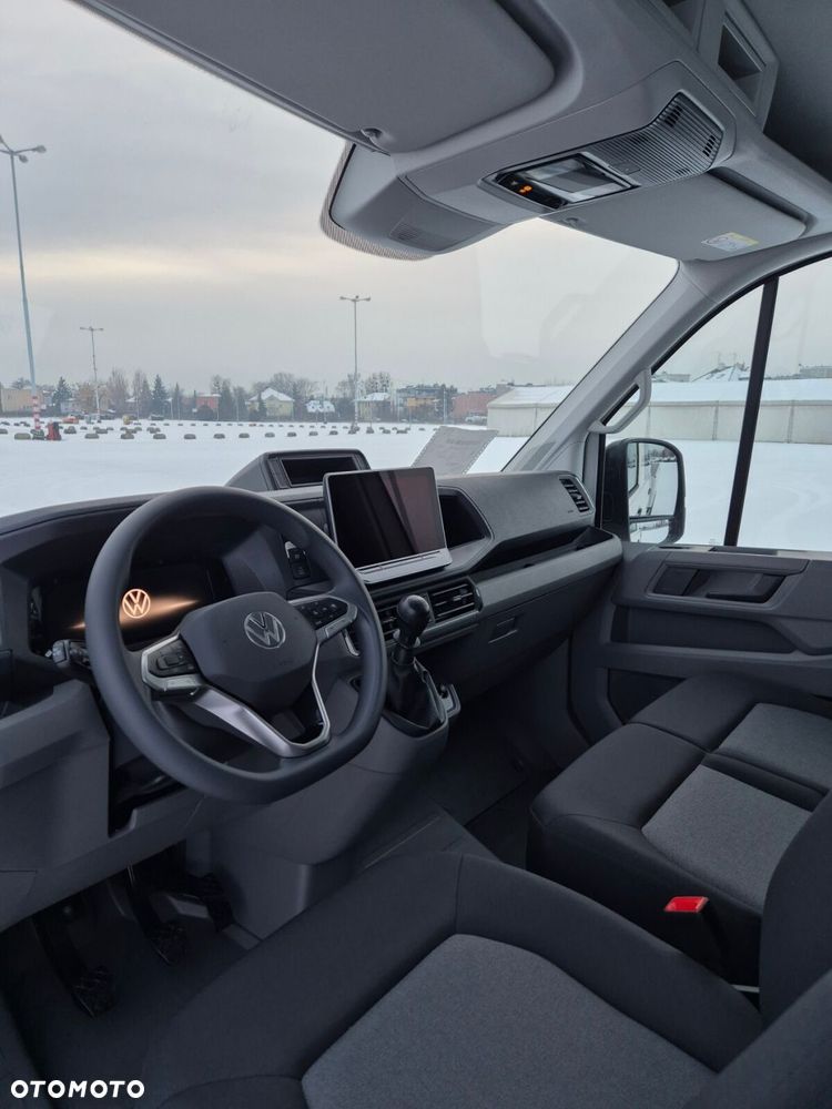 Volkswagen Crafter Skrzyniowy z podwójną kabiną - 21
