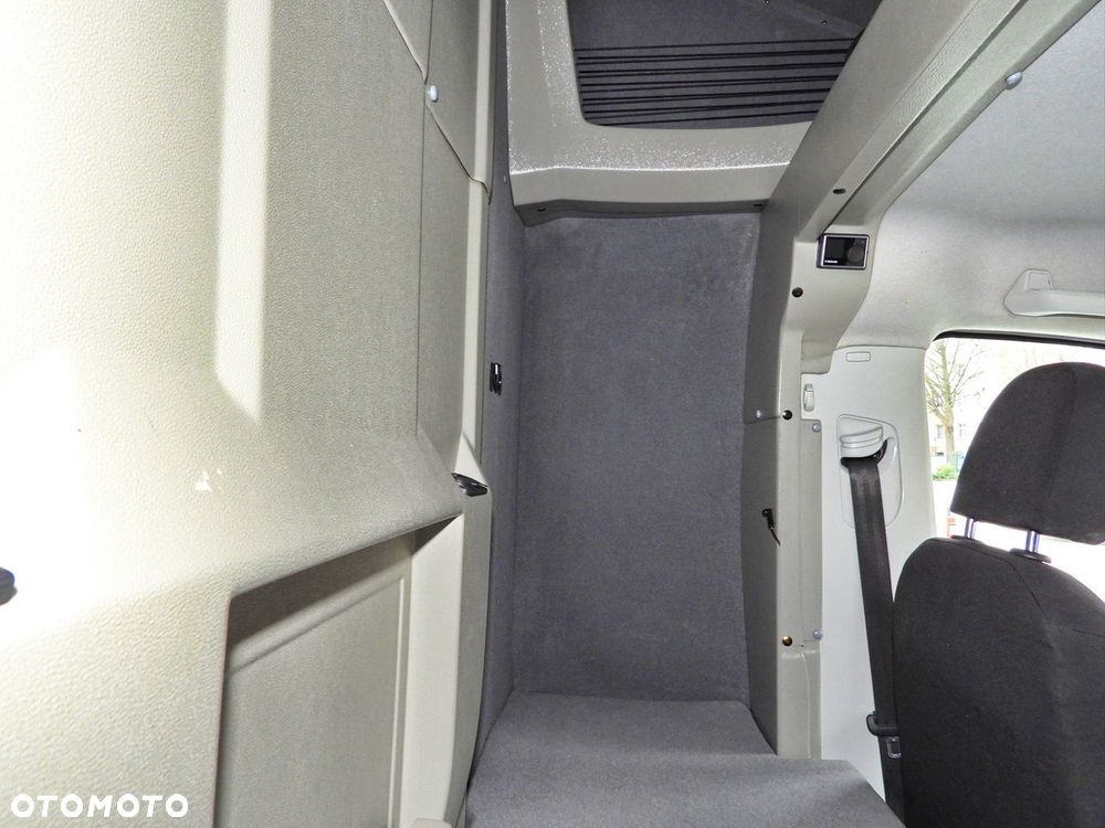 Volkswagen CRAFTER  PLANDEKA 10 PALET WEBASTO TEMPOMAT LEDY  180KM - 36