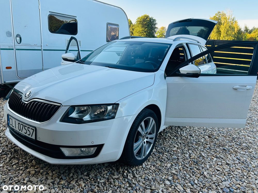 Skoda Octavia 1.6 TDI DPF DSG Elegance - 8