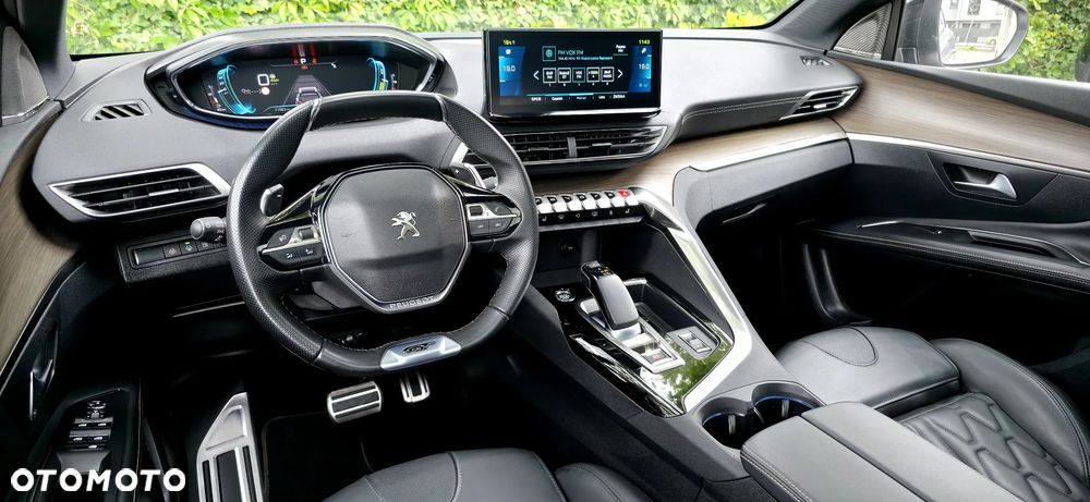Peugeot 3008 1.6 PureTech HYbrid GT Line S&S EAT8 - 9