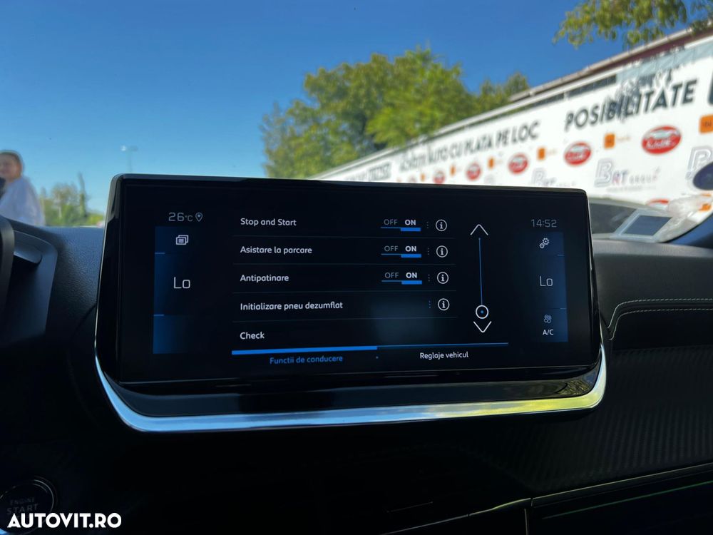 Peugeot 2008 PureTech 155 EAT8 GT - 22