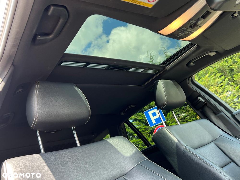 Mercedes-Benz Klasa E 300 BlueTEC 7G-TRONIC - 14