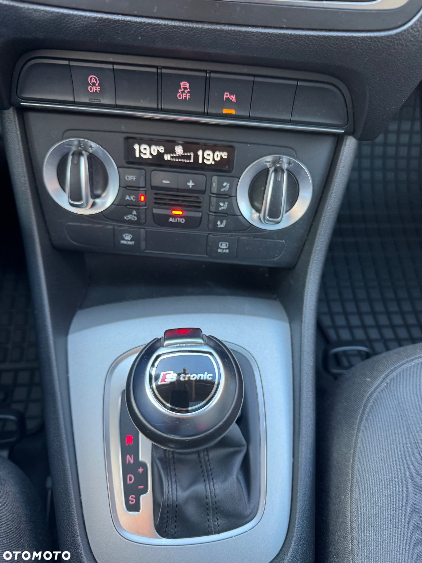 Audi Q3 2.0 TDI Quattro Edycja Specjalna S tronic - 21