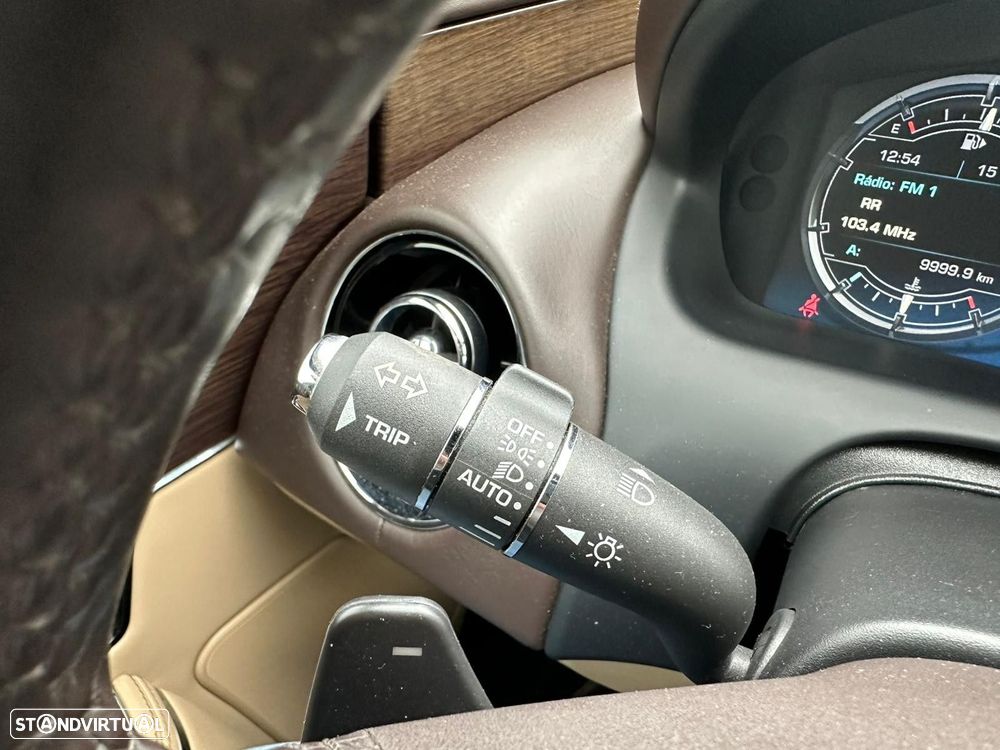 Jaguar XJ 3.0 D V6 Premium Luxury - 34