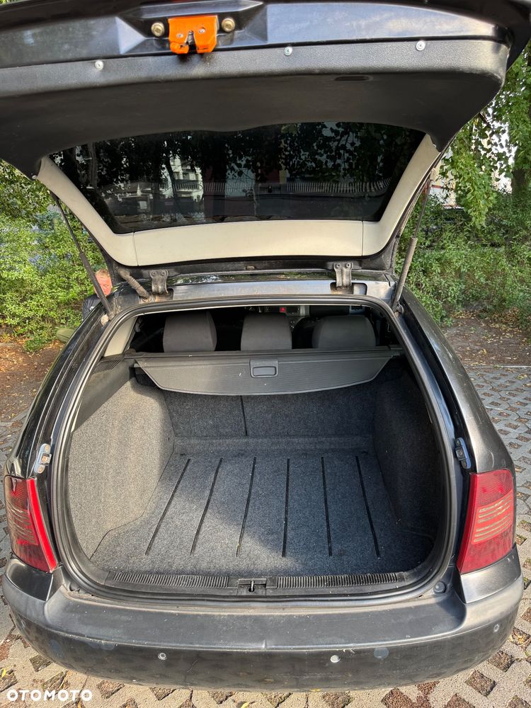Skoda Octavia 1.8T Elegance - 6
