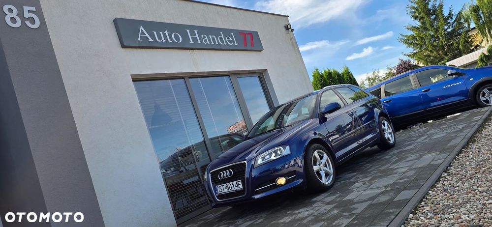 Audi A3 Sportback 1.6 TDI Ambiente - 2
