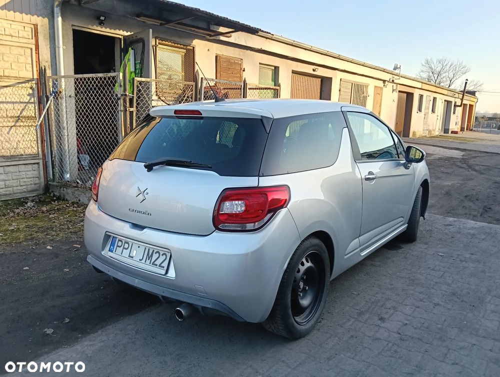 Citroën DS3 1.6 VTi SoChic - 2