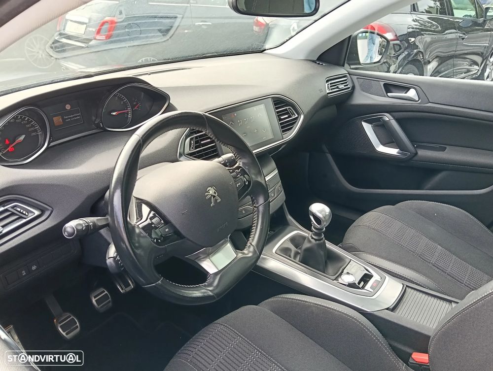 Peugeot 308 SW 1.2 PureTech GT Line - 20