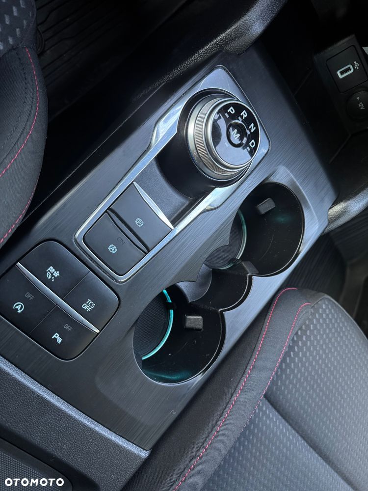 Ford Focus 1.5 EcoBlue Start-Stopp-System ST-LINE - 17