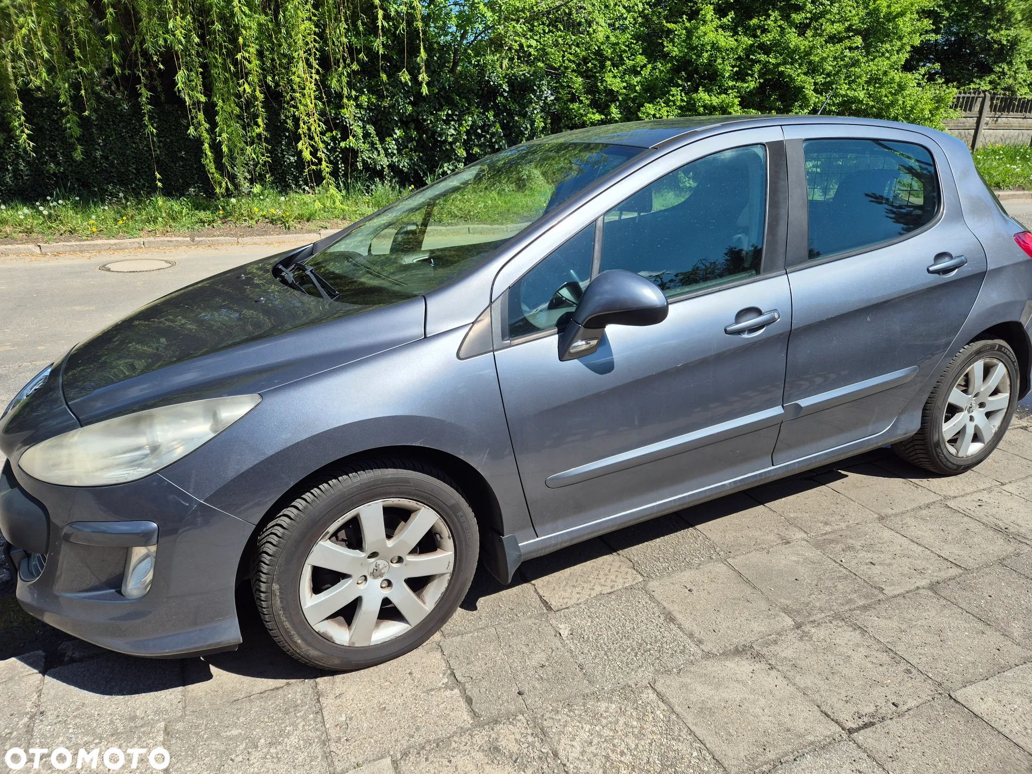Peugeot 308 - 1