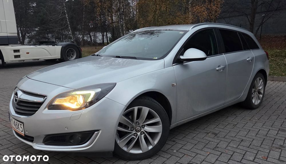 Opel Insignia - 1