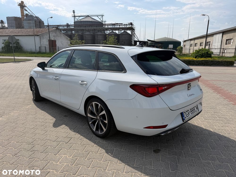 Seat Leon 1.5 eTSI FR DSG - 2