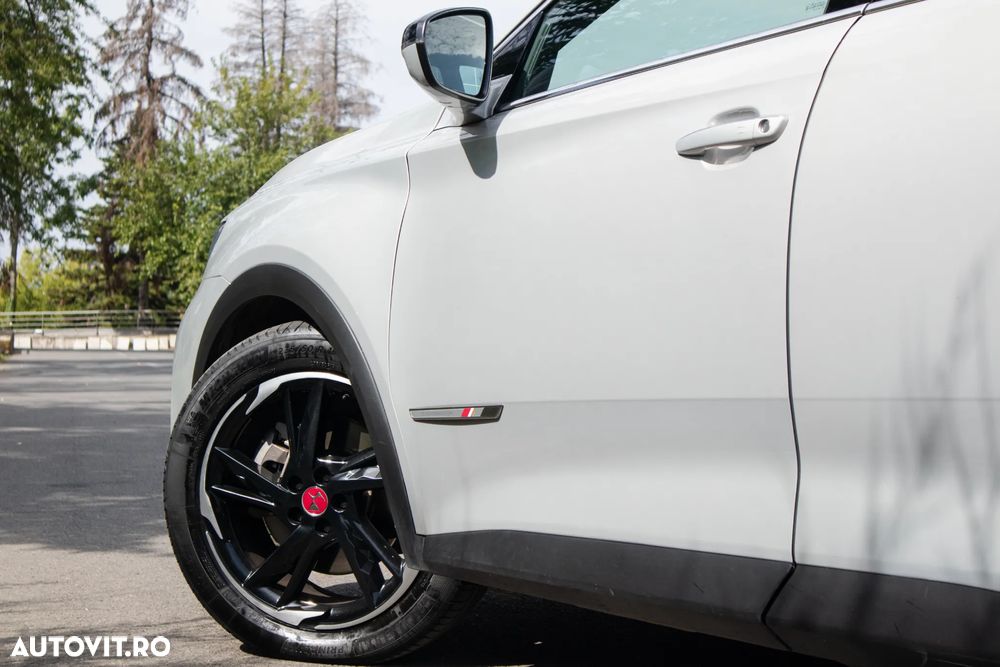 DS Automobiles DS 7 Crossback DS7 1.6 PHeV FWD 225 EAT8 PERFORMANCE LINE + - 10