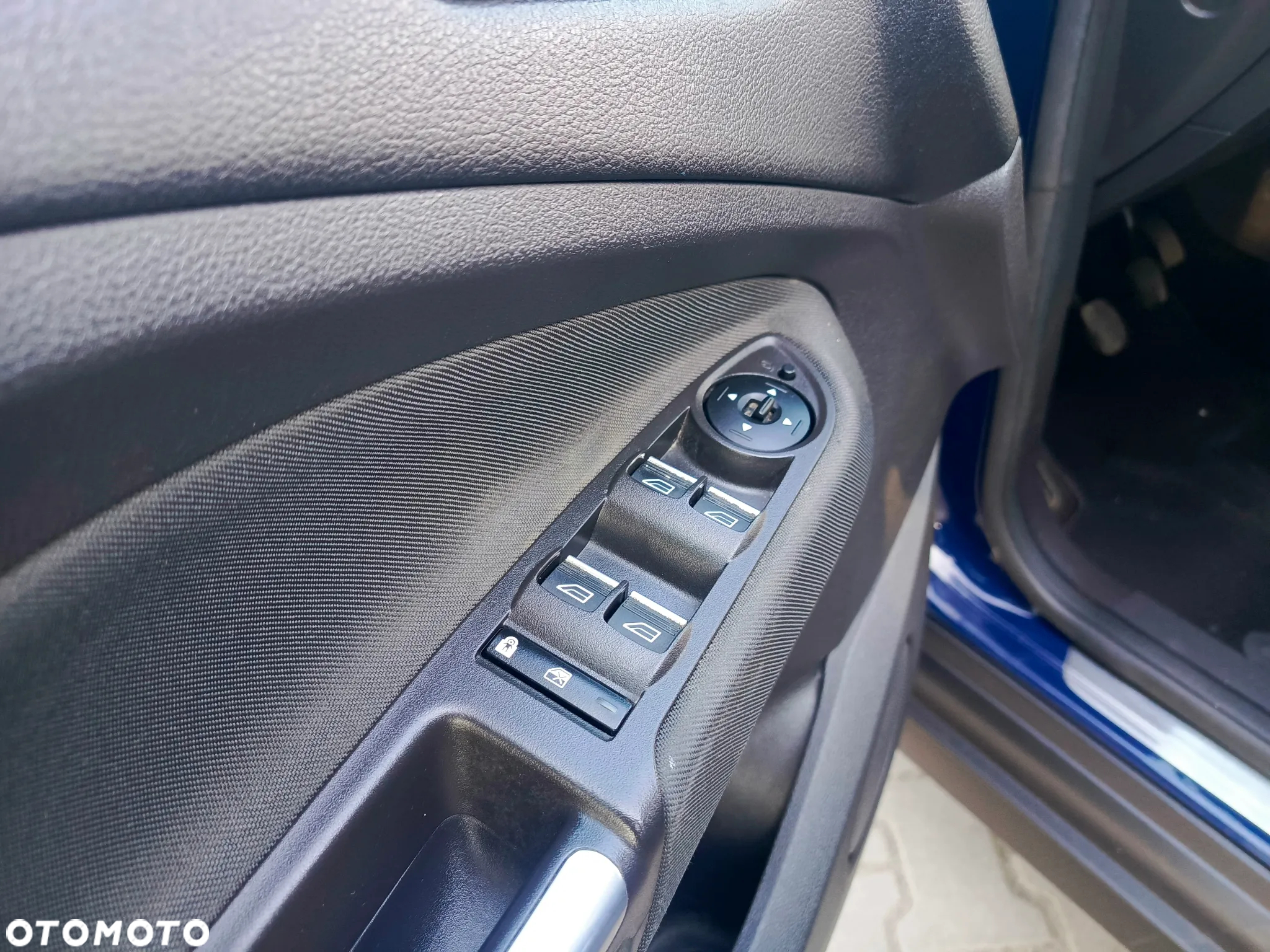 Ford C-MAX 1.0 EcoBoost Start-Stopp-System SYNC Edition - 31