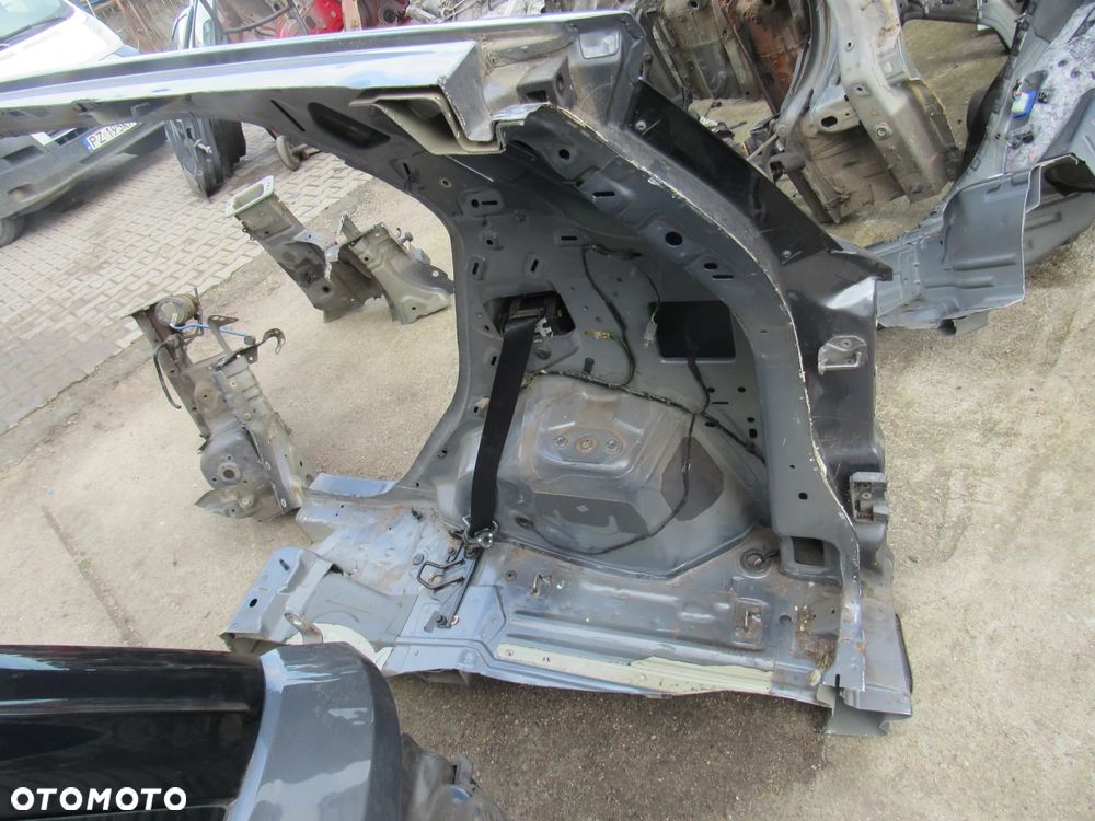 ford ecosport tył prawa ćwiartka - 4