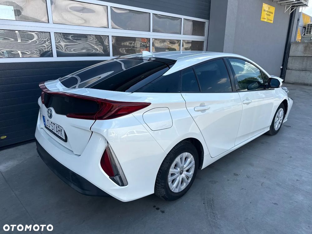 Toyota Prius - 1