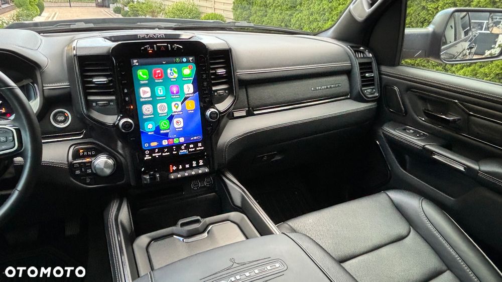 RAM 1500 5.7 eTorque Crew Cab Shortbed Limited Black - 6