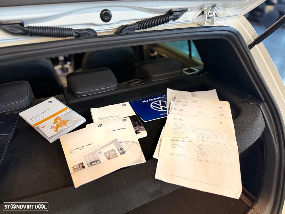 VW Golf R 4Motion (BlueMotion ) DSG - 33