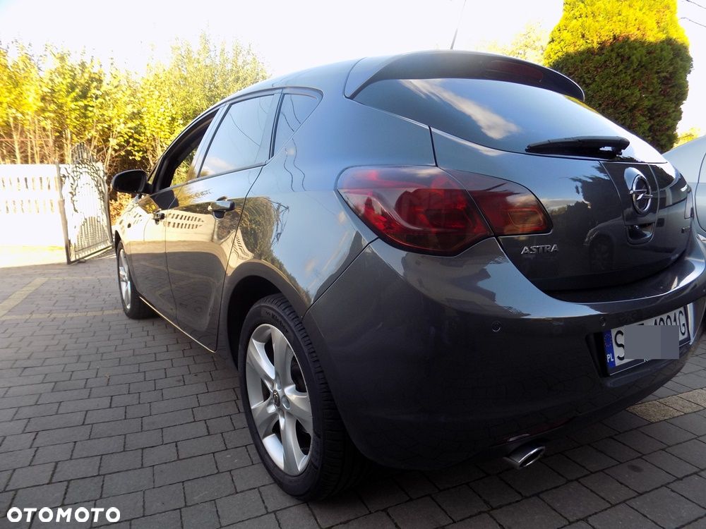 Opel Astra - 9