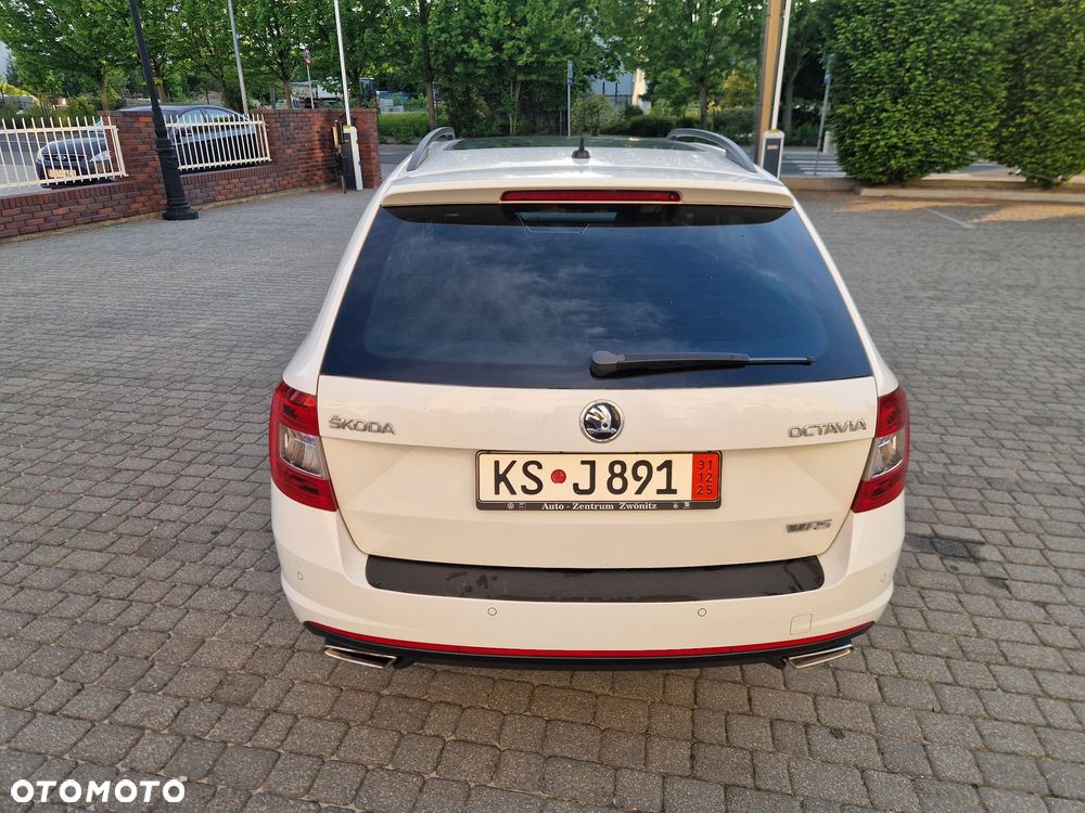 Skoda Octavia 2.0 TDI RS - 12