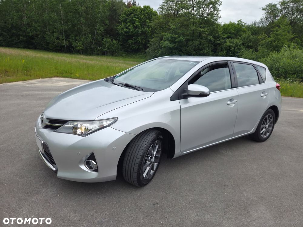Toyota Auris 1.6 Valvematic Life - 12