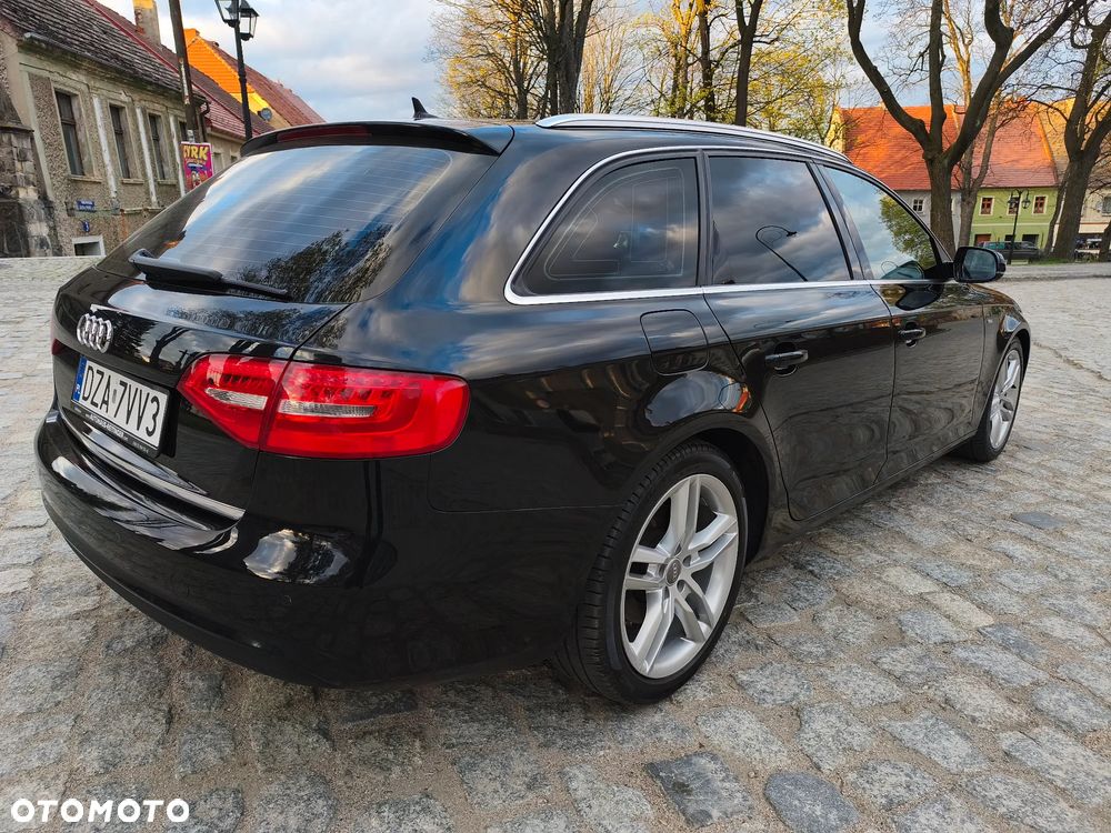 Audi A4 Avant - 4