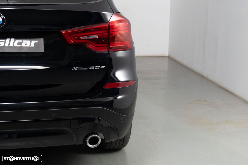 BMW X3 30 e xDrive Line Luxury - 18
