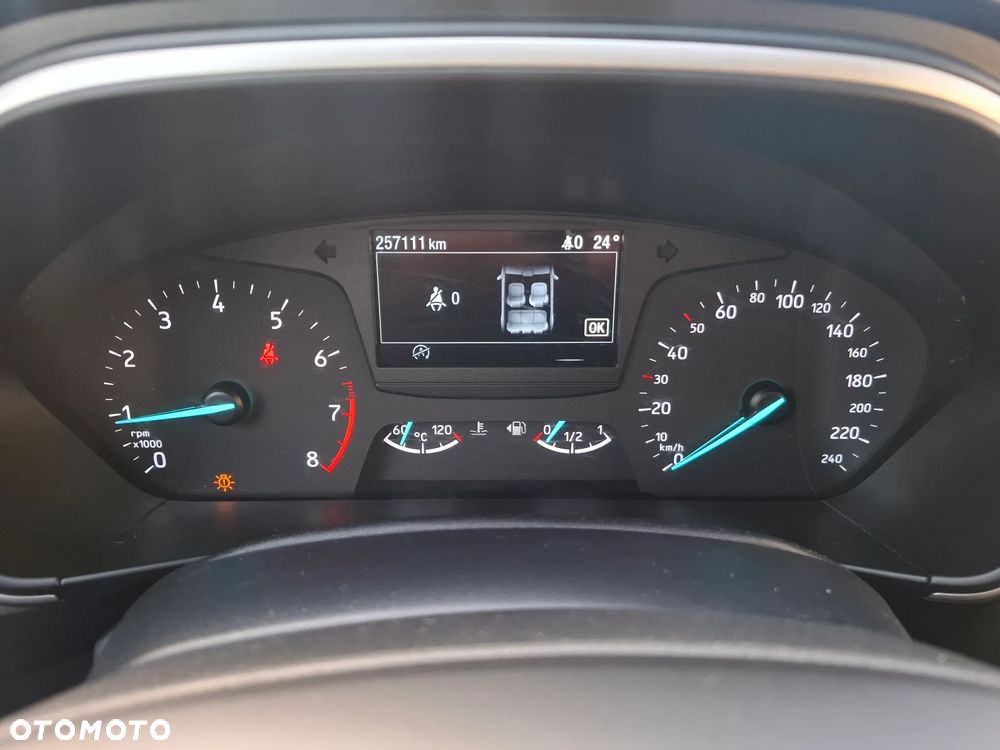 Ford Focus - 16