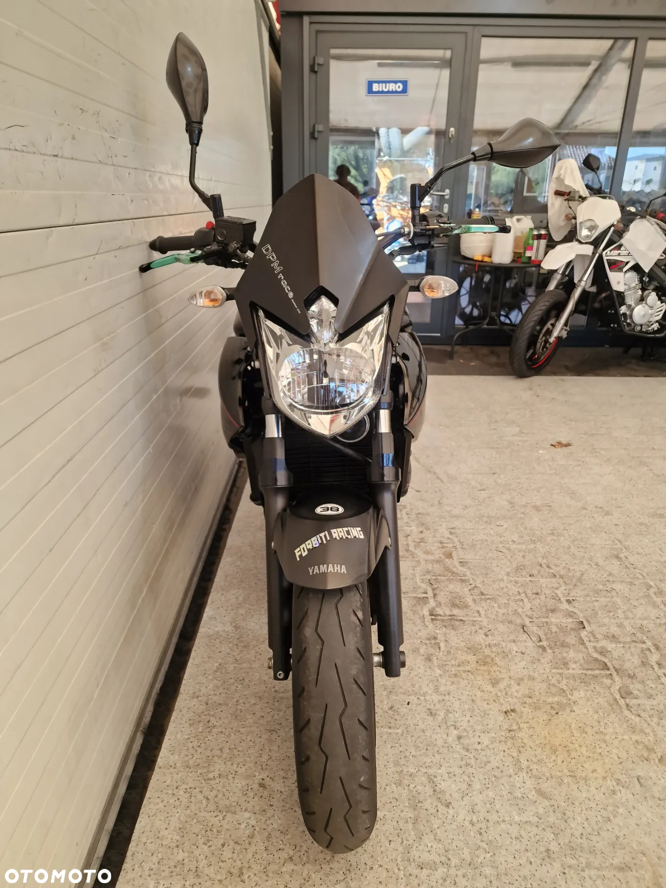 Yamaha XJ - 9