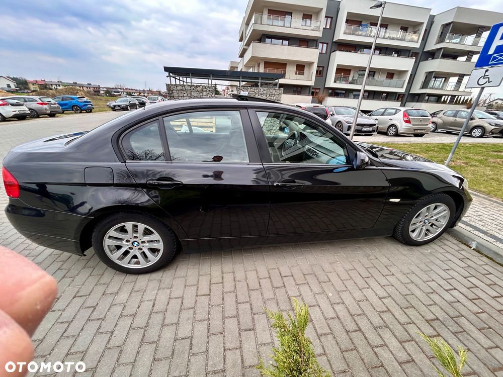BMW Seria 3 318d - 9