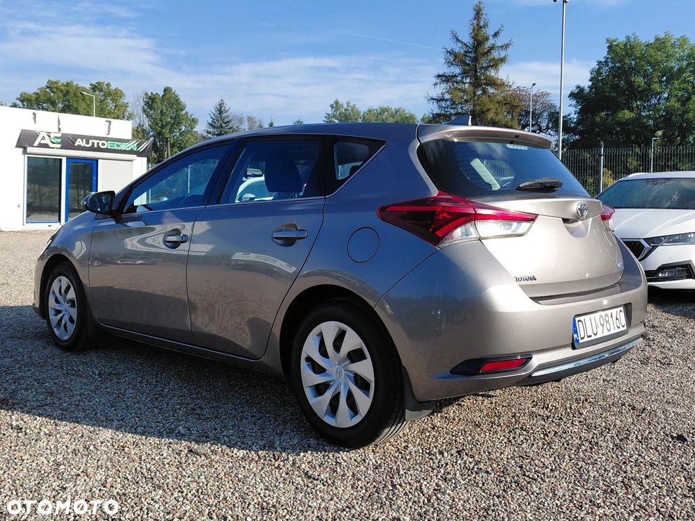 Toyota Auris 1.6 Comfort - 3