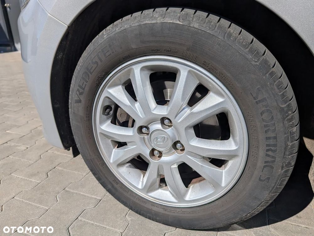 Hyundai i20 - 19