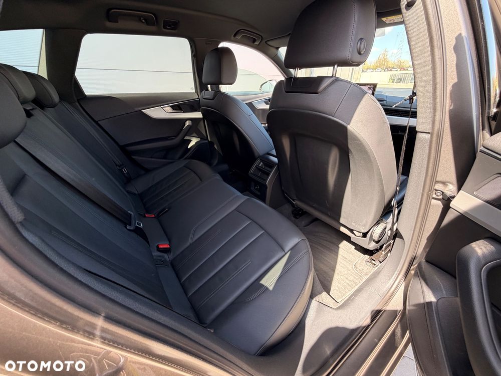 Audi A4 Avant 35 TFSI S tronic S line - 11