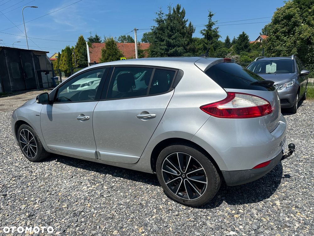 Renault Megane ENERGY TCe 130 Start & Stop Bose Edition - 3