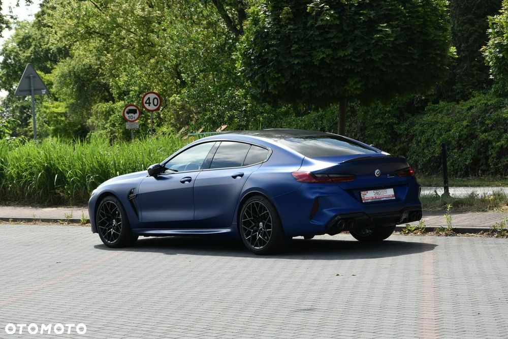 BMW M8 - 4