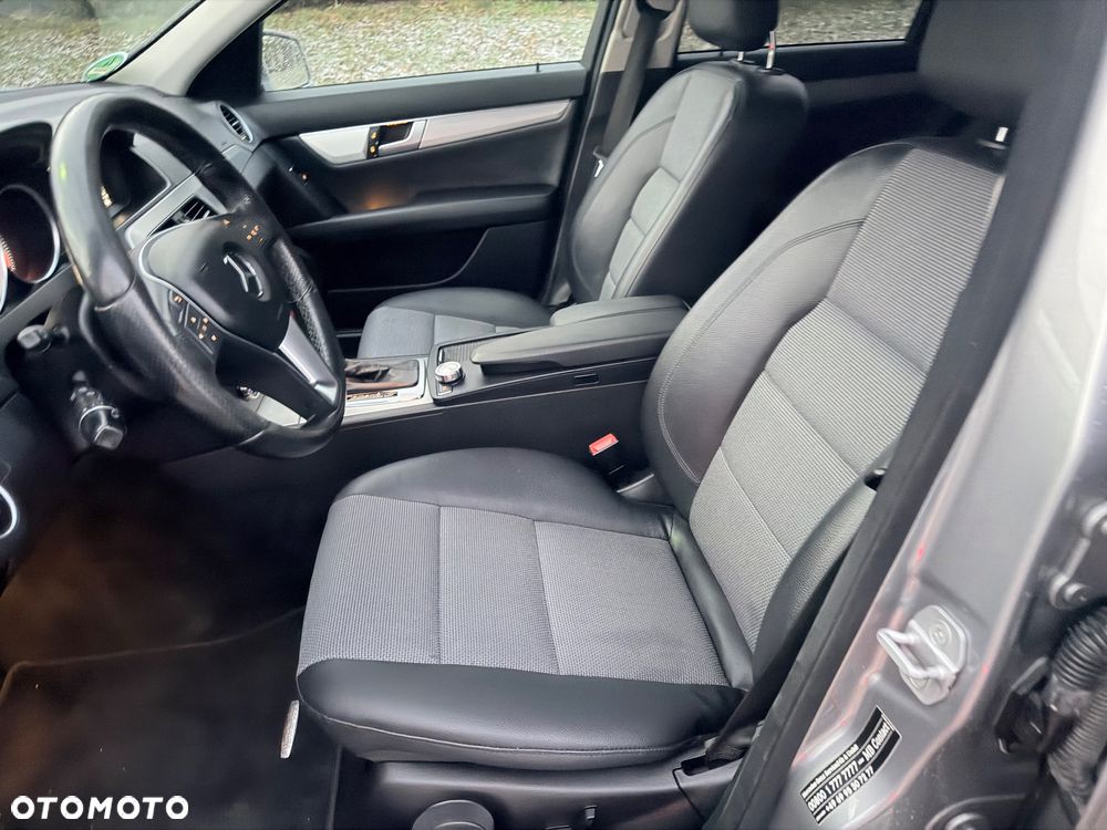 Mercedes-Benz Klasa C - 21