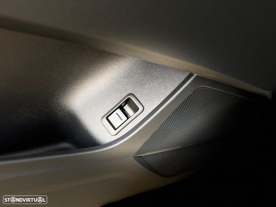 Audi Q4 e-tron 40 82 kWH - 14