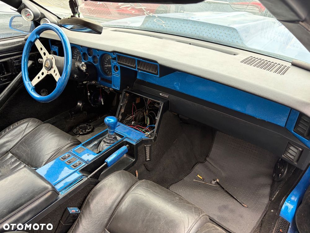 Chevrolet Camaro 5.0 IROC - 20