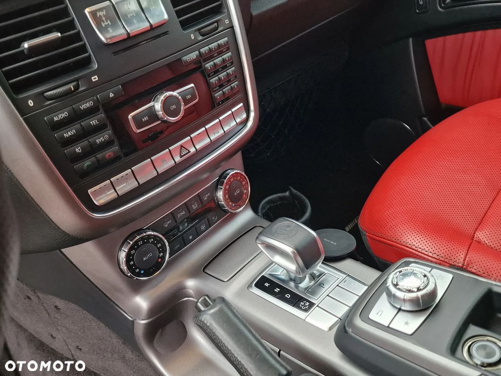 Mercedes-Benz Klasa G 63 AMG AMG SPEEDSHIFT 7G-TRONIC - 12