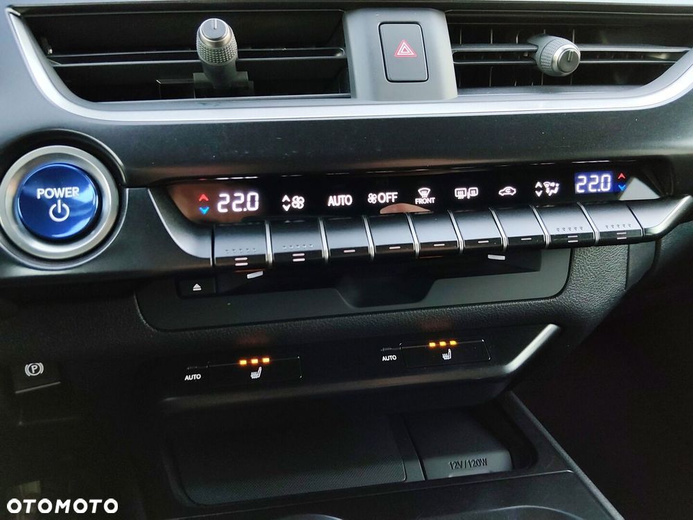 Lexus UX 250h GPF F Impression 2WD - 23