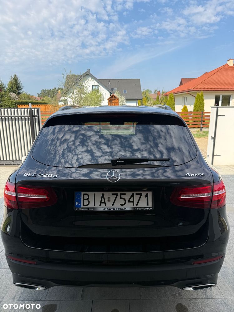 Mercedes-Benz GLC - 7